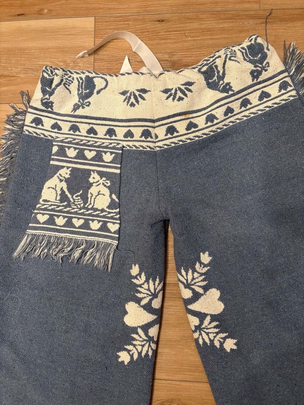 1of1 Handmade Tapestry Kitty Cat Print Drawstring Blanket Pants Fringe - Picture 7 of 8